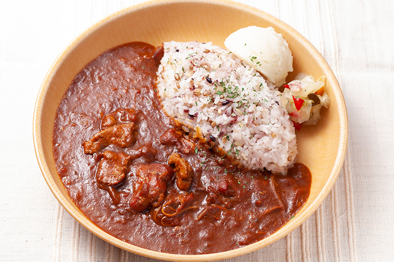1.玉ねぎと鶏肉のカレー